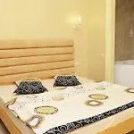 Menshikov Aparthotel 3*