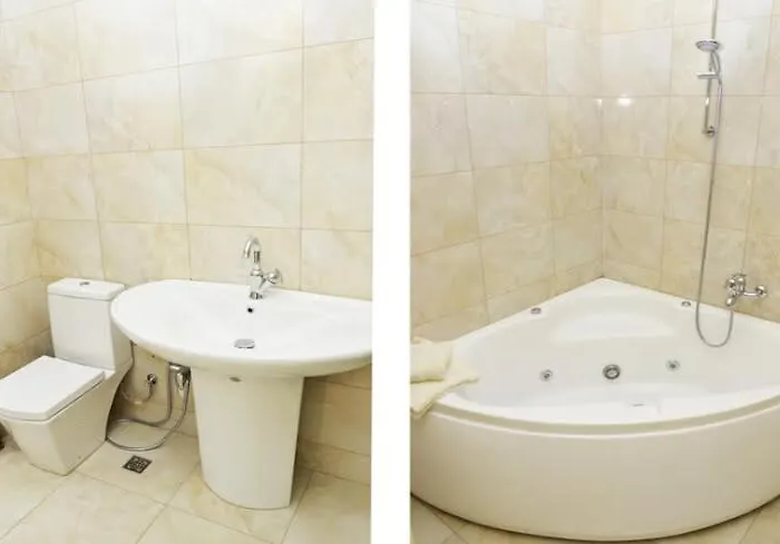 Aparthotel Menshikov 3*