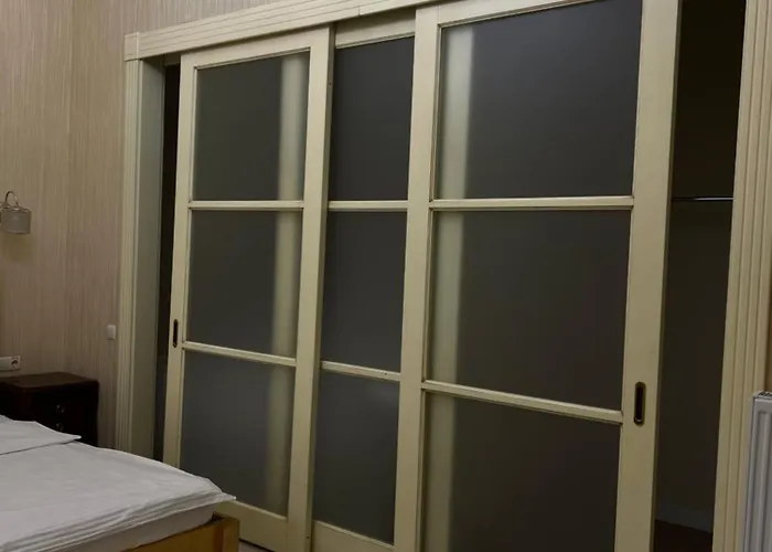 Aparthotel Menshikov 3*