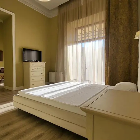Menshikov Hotel apartamentowy *